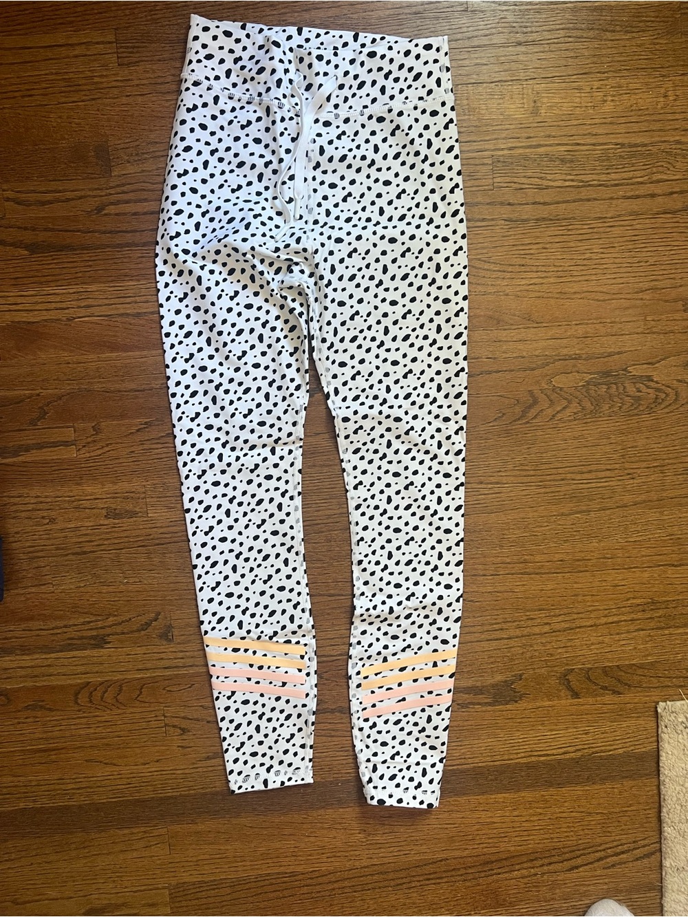 NWT White Fox x Sarah Day White print leggings